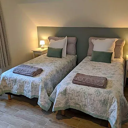 Bed & Breakfast Domaine De Fleurie Tursac