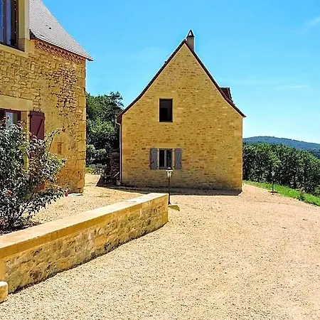 Domaine De Fleurie 3*