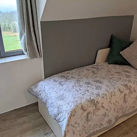Domaine De Fleurie Bed & Breakfast