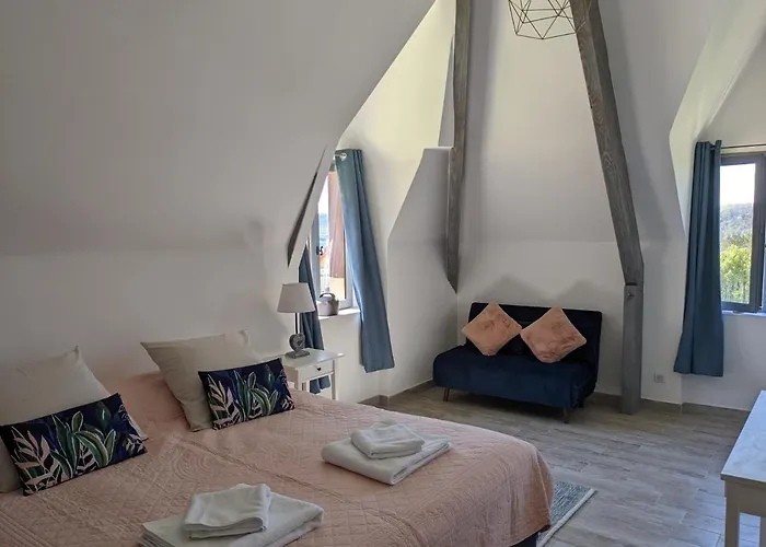 Domaine De Fleurie Bed and Breakfast Tursac