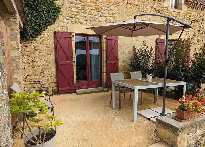 Domaine De Fleurie 3* Tursac