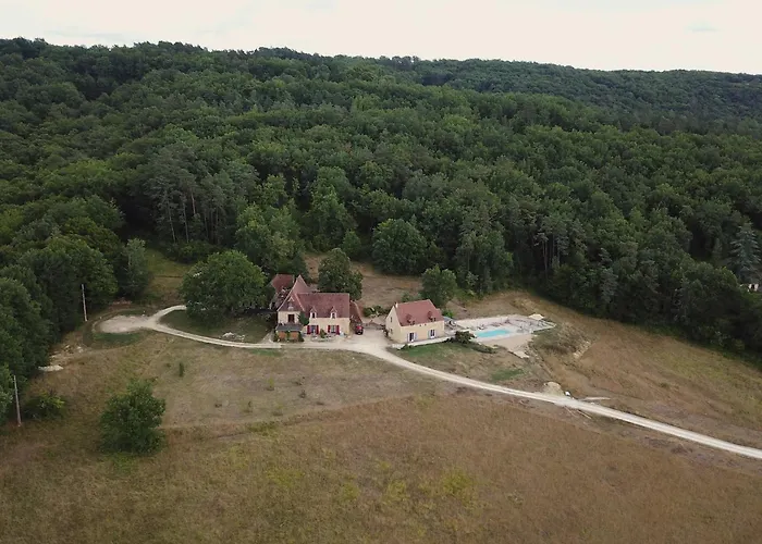 Domaine De Fleurie 3* Tursac